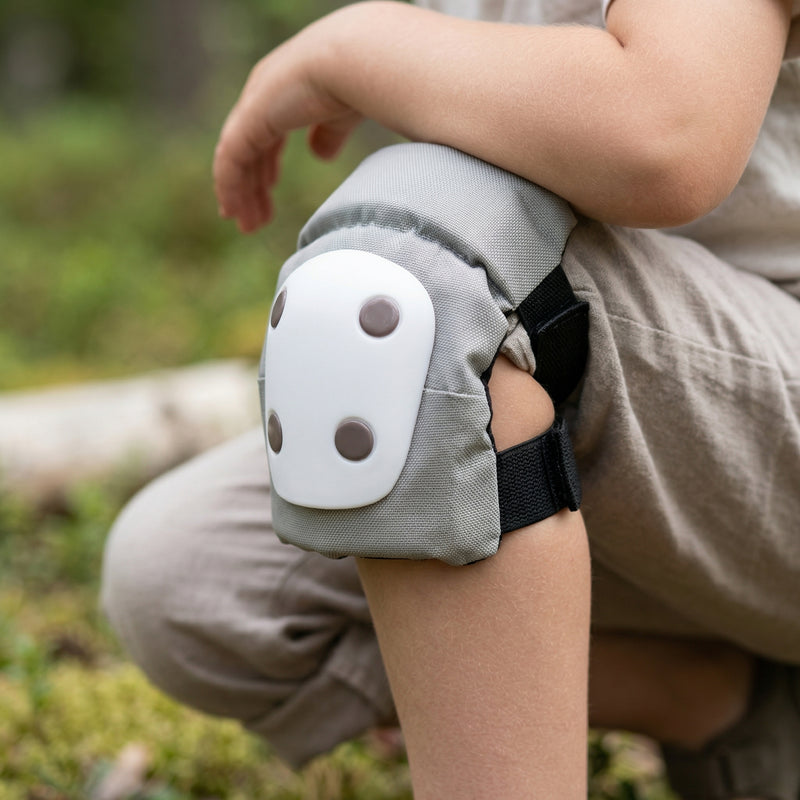 CHANTY Casque enfant + kit de protection – Beige sable  